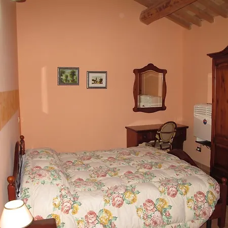 Agriturismo La Grotta Farm stay *